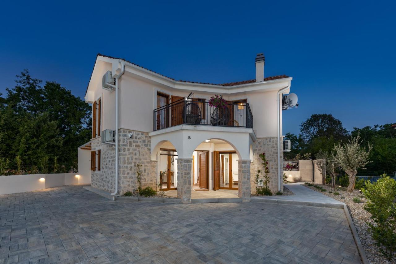Villa Oasa Malinska Bagian luar foto